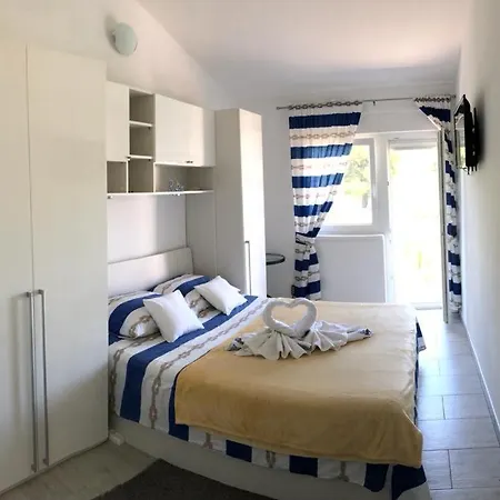 Bolero - Obiteljski Odmor דירה