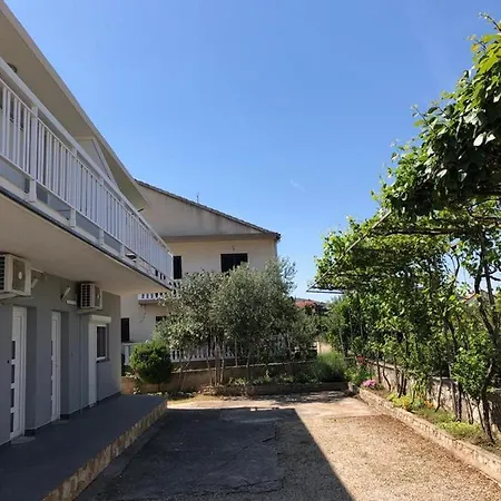 Bolero - Obiteljski Odmor *