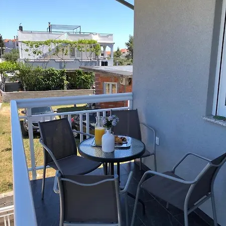 Bolero - Obiteljski Odmor *