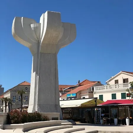 Bolero - Obiteljski Odmor Vodice