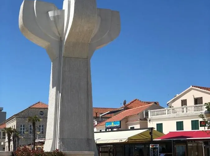 Bolero - Obiteljski Odmor Vodice