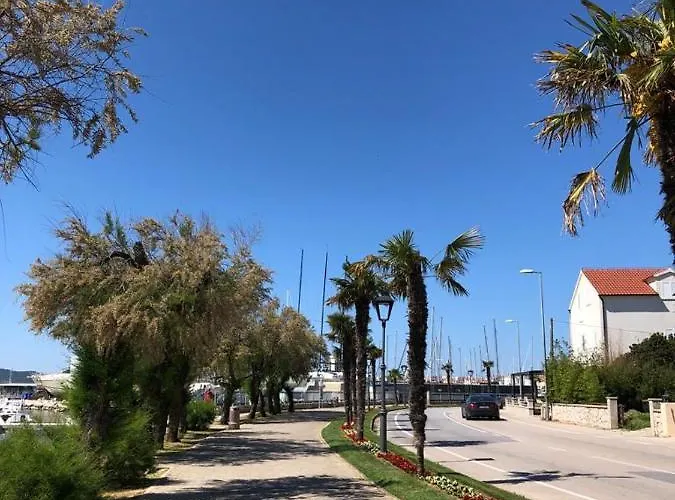 Bolero - Obiteljski Odmor * Vodice